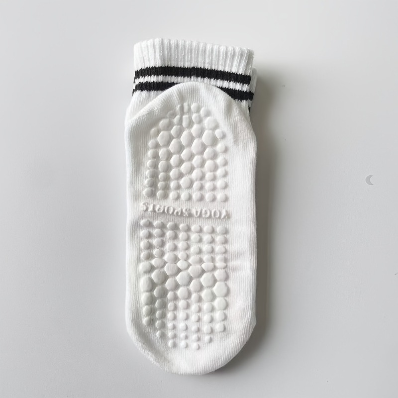 1/5 paires de chaussettes de y - Pilates & Yoga Unleashed Studio Tuckahoe avis et prix