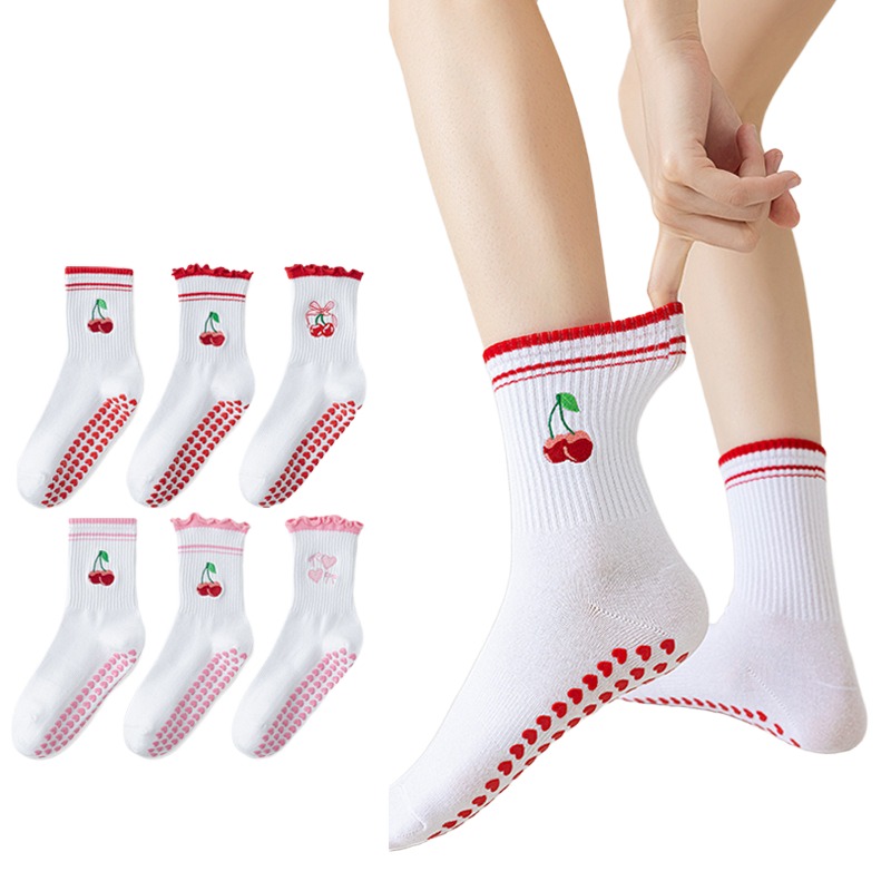 1 paire de chaussettes de yoga - Pilates & Yoga Unleashed Studio Tuckahoe avis et prix